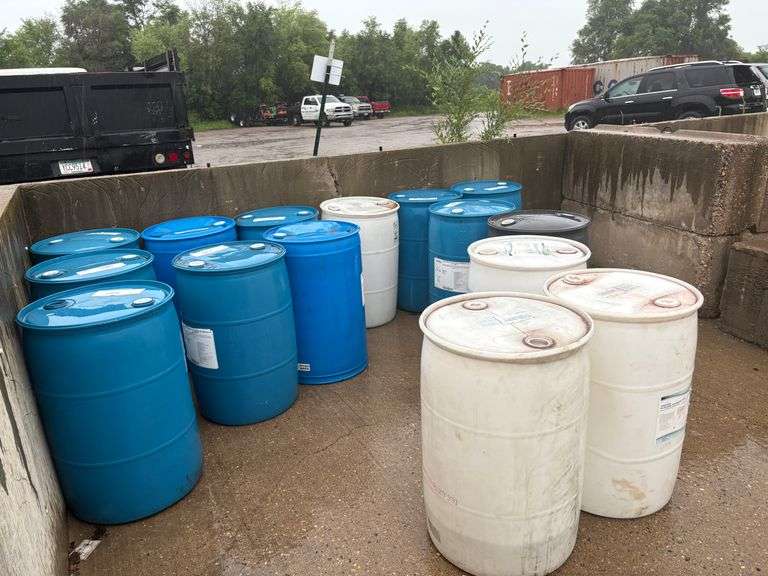 (5) 55 Gallon Plastic Barrels. 1st Come 1st Serve.
