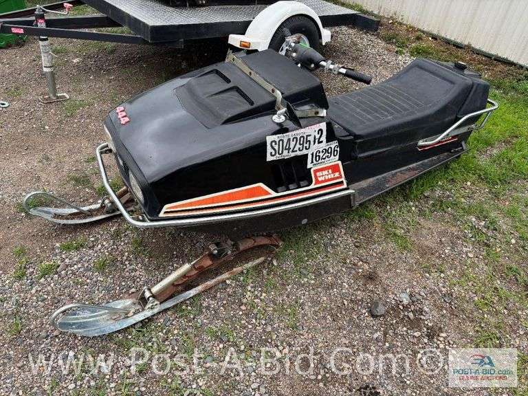 Massey Sport Trak 444 Snowmobile, Needs Total Restoration.