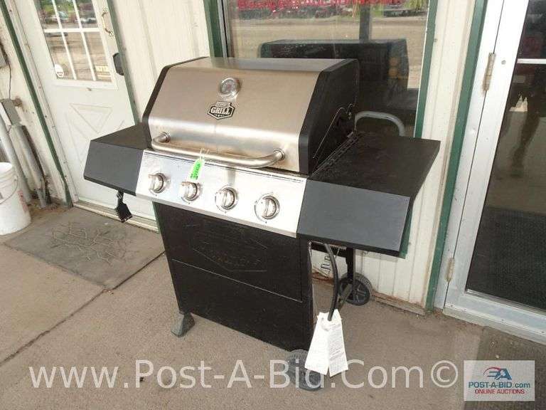 Expert 4 Burner Propane Grill, Works.
