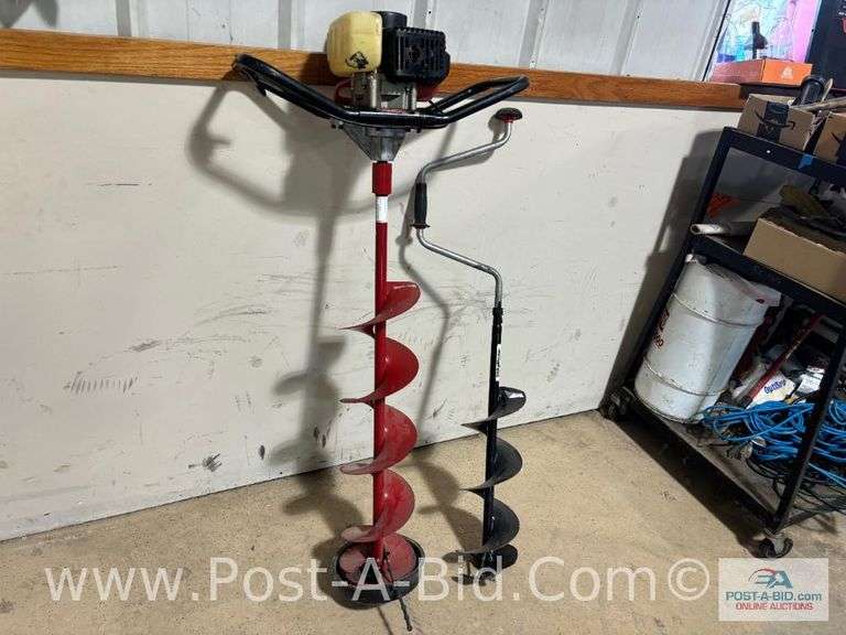 Eskimo Ice Auger With Manual Ice Auger.