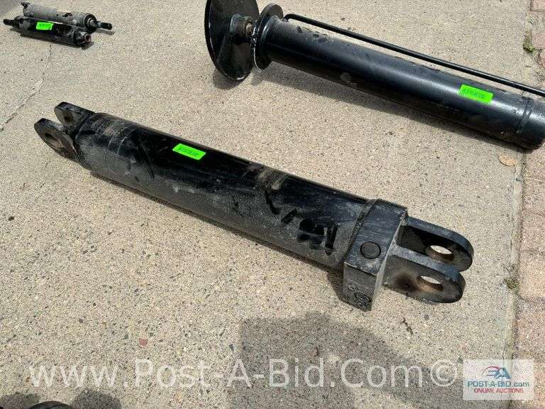 New Hydraulic Cylinder.
