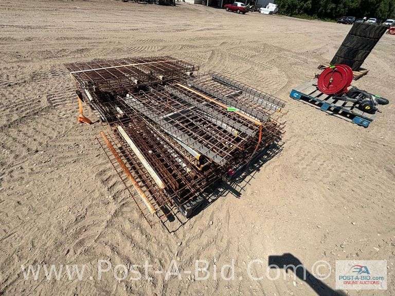 2-Pallet Of Wire Racking.