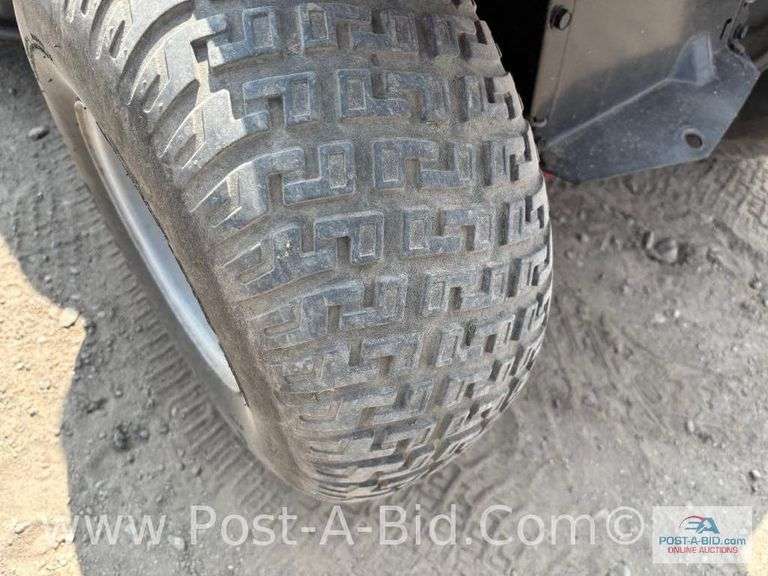 Yard Machines Tractor With 38" Deck, 12.5HP Motor, 2 New Blades,