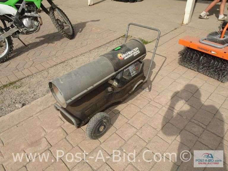 Mr. Heater Industrial 185,000 BTU's.