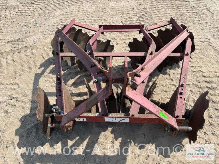 5 1/2' 3 Point Disc, Owner Stated, "All Bearings Take Grease."