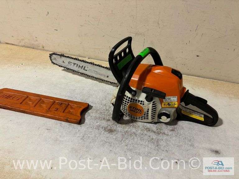 STIHL MS211 Chainsaw 16" Bar, Owner Stated, "Runs Great."