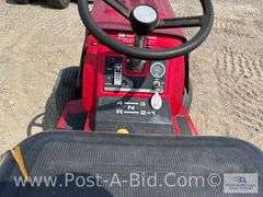1980's Murray Twin 18 Lawn Tractor With 42" Deck (Deck Not Attach