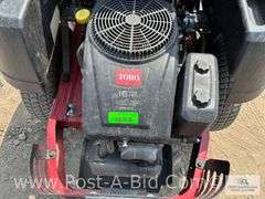 Toro Timecutter SS 3200 Zero Turn Lawn Mower With 32" Deck, Bagge