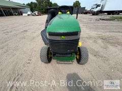 John Deere LX279 Hydrostatic Riding Lawn Mower With Twin Bag Bagg