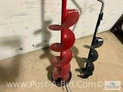 Eskimo Ice Auger With Manual Ice Auger.