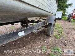 2000 Crestliner Fishing Boat With Mercury 25 HP Motor And 1970 Li