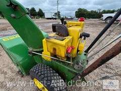 John Deere 5/24 Snowblower, Runs And Works.