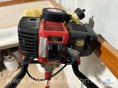 Eskimo Ice Auger With Manual Ice Auger.