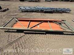 Misc. Pallet Racking With 7 Cross Beams And 1 Upright.