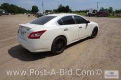 2011 Nissan Maxima 4 Door Car with 197, 190 Miles, Leather, Sunro