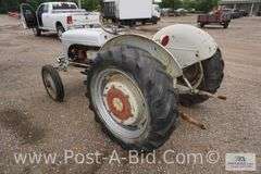 Ford 9N Tractor-Project Tractor, Owner Stated, "Engine Turns Free