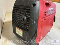 Honda EU2000I Generator.