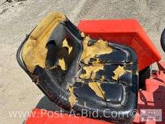 1986 Ingersoll/Case 448 Hydrostatic Lawn Mower With Onan 18HP Mot