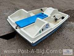 Water Wheeler Paddle Boat.