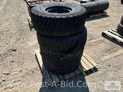 4-Firestone Radial 31 x 10.5 R15 LT Tires On 15" GM 6 Bolt Rims,
