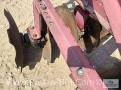 5 1/2' 3 Point Disc, Owner Stated, "All Bearings Take Grease."