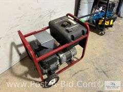 Generac 5000 Watt Generator, Briggs And Stratton Motor.