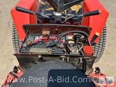 1986 Ingersoll/Case 448 Hydrostatic Lawn Mower With Onan 18HP Mot