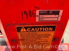 1986 Ingersoll/Case 448 Hydrostatic Lawn Mower With Onan 18HP Mot