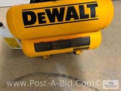DeWalt 2 Tank 4 Gallon Air Compressor With Oil.