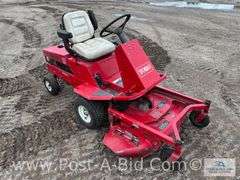 Toro Groundsmaster 117 Lawn Mower With 44" Front Mounted Deck, 17