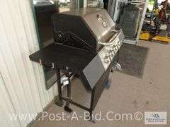 Expert 4 Burner Propane Grill, Works.