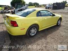 2003 Ford Mustang 2 Door Car With 109,443 Miles, V-6 Motor.