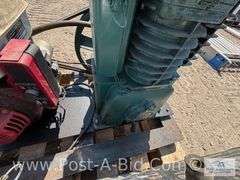 Truck Air Compressor Honda 8.0 Engine And Tank.