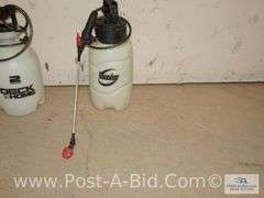 2x 2 Gallon Sprayers And 2x Tires On Fixed Axles, 4.10/3.50-4 Loa