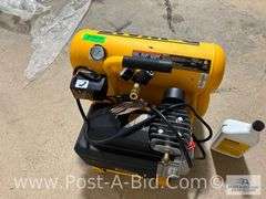 DeWalt 2 Tank 4 Gallon Air Compressor With Oil.