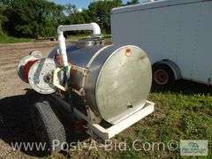Trailer Mounted 300 Gallon Sprayer With Electric Hose Reel (Needs