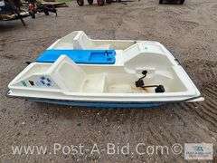 Water Wheeler Paddle Boat.