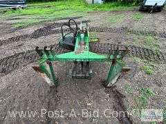 John Deere 3 Point Mount Hydraulic Post Pounder.