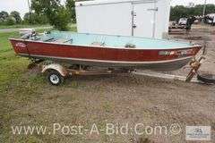 1973 Lund 14' Boat With Johnson 15HP Motor, Owner Stated "Hasnt B