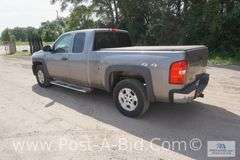 2008 Chevy Silverado 4 x4 Silverado Extended Cab Truck, With 156,