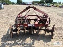 5 1/2' 3 Point Disc, Owner Stated, "All Bearings Take Grease."