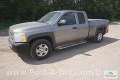 2008 Chevy Silverado 4 x4 Silverado Extended Cab Truck, With 156,