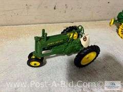 John Deere Toy Tractor, Model A (Ertl).