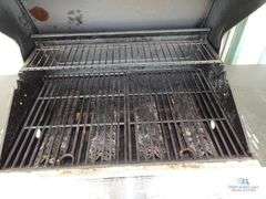 Expert 4 Burner Propane Grill, Works.