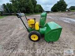 John Deere 5/24 Snowblower, Runs And Works.