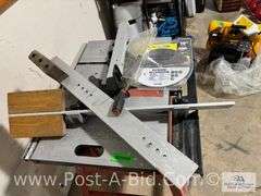 Skil Table Saw 10" Model 3400 With Extra Blades.