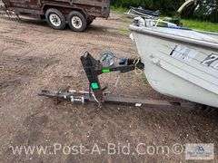 2000 Crestliner Fishing Boat With Mercury 25 HP Motor And 1970 Li