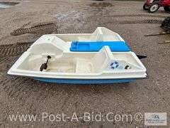 Water Wheeler Paddle Boat.