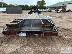 2016 Big Tex 25' Tandem Dual Wheeled Gooseneck Trailer, 20' Flat