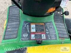 John Deere LX279 Hydrostatic Riding Lawn Mower With Twin Bag Bagg